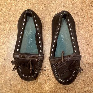 American Eagle Brown Moccasin Slippers